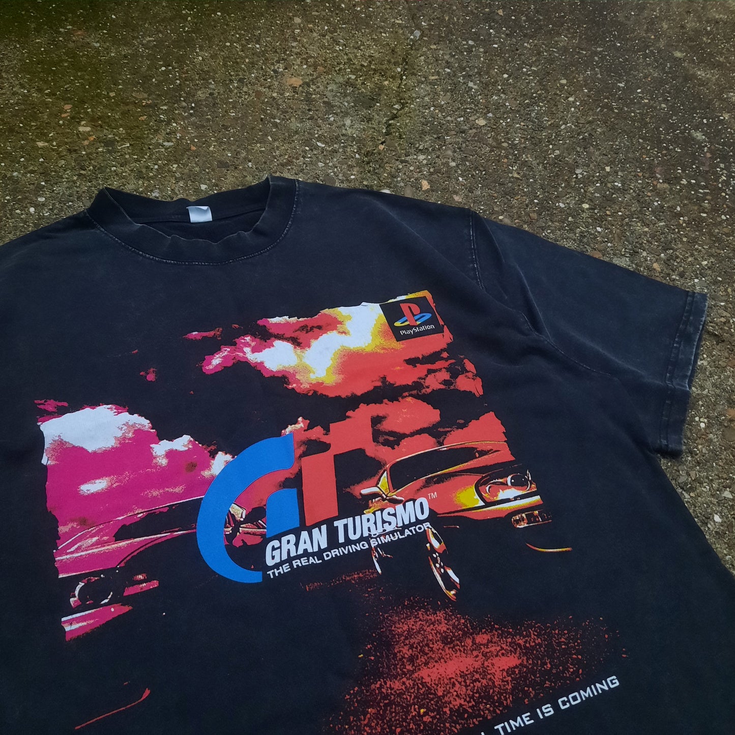 the real driving simulator raw hem tee