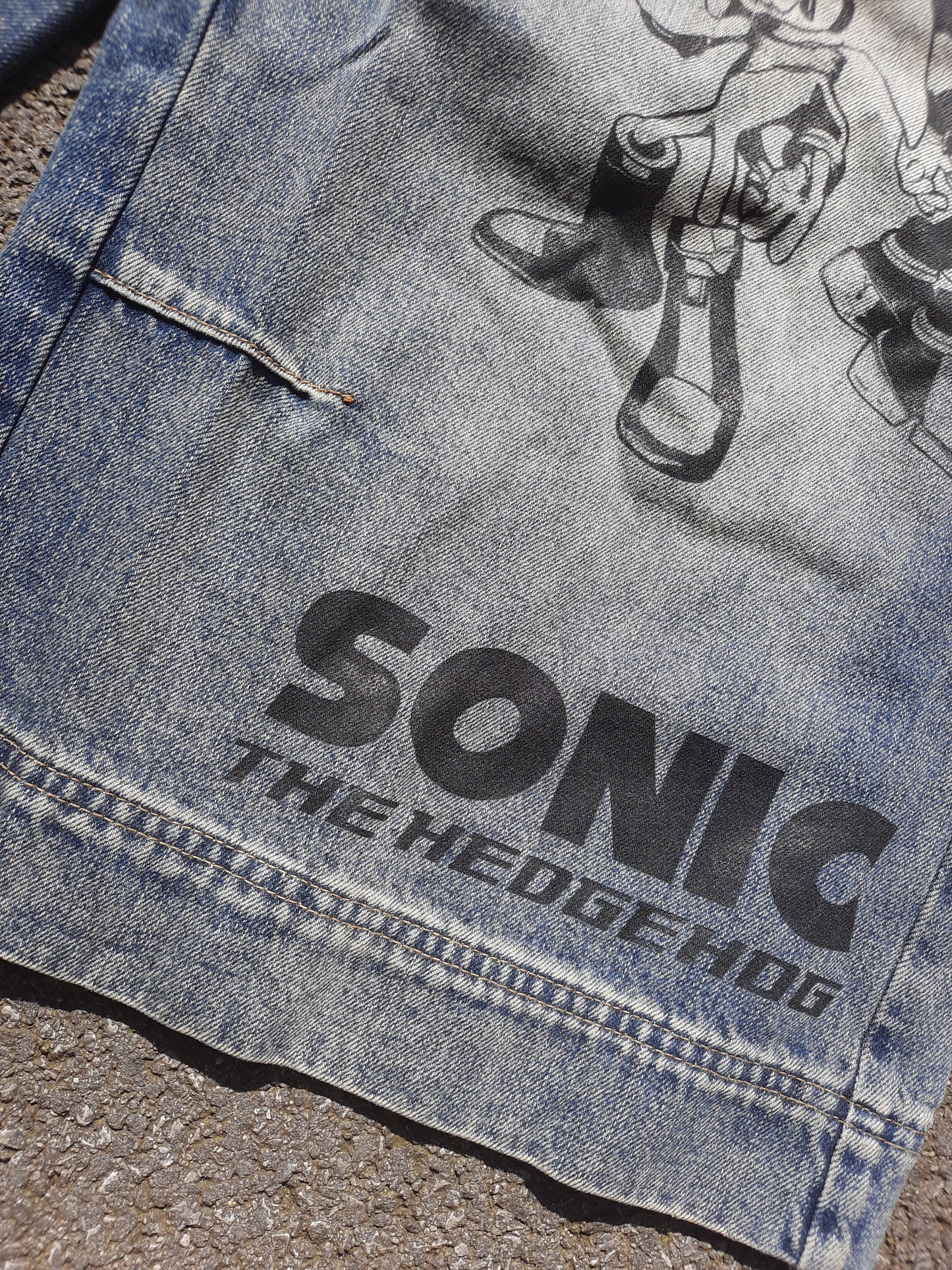 2006 vintage wash jorts (black print)